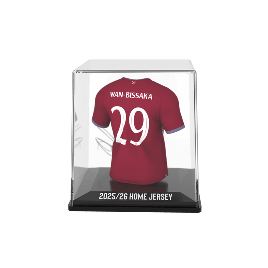 Aaron Wan-Bissaka - West Ham - 2025/26 - FanCollex