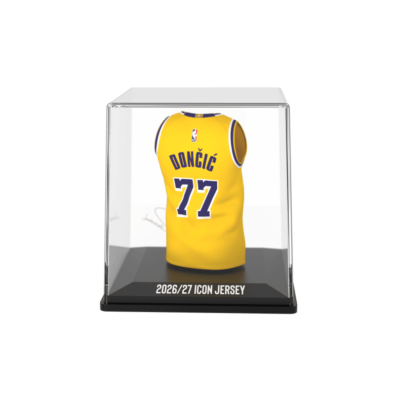 将图像加载到画廊查看器中，Luka Doncic #77 - FanCollex
